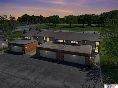1510 Janice Ct, Lincoln, NE 68506