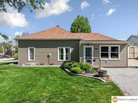108 North St, Carson, IA 51525