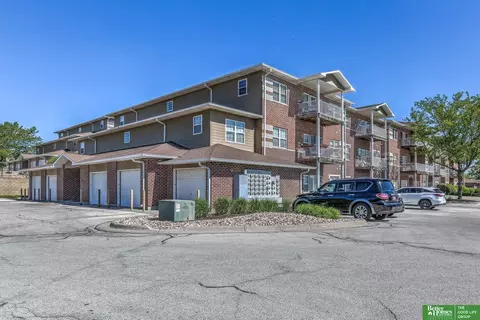 3310 N 147th Ct #2105, Omaha, NE 68116