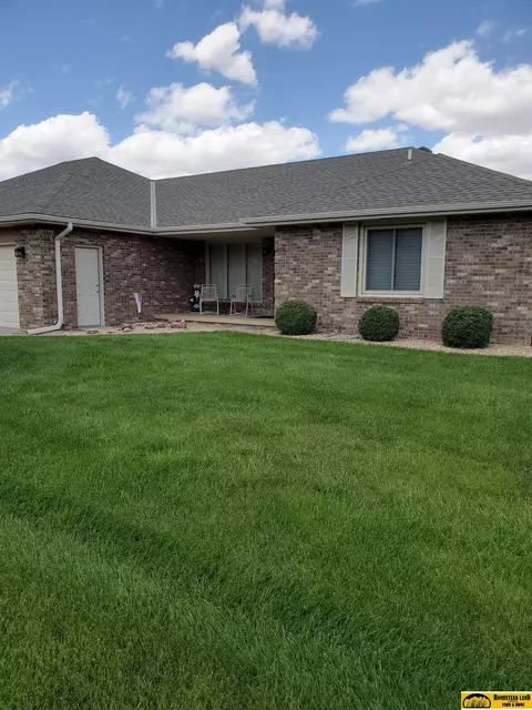 2 The Pines, Beatrice, NE 68310