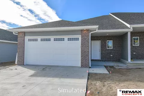 5815 S 94th St, Lincoln, NE 68526