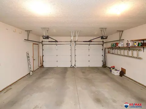 Other - 930 E 9th St, Hickman, NE 68372 photo 10 of 12
