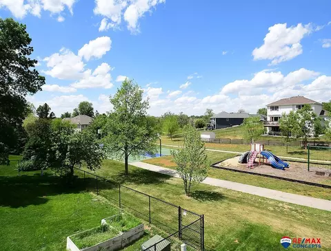 View/Area - 930 E 9th St, Hickman, NE 68372 photo 1 of 2