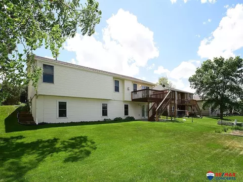 Exterior - 930 E 9th St, Hickman, NE 68372 photo 4 of 7