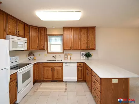 Kitchen - 930 E 9th St, Hickman, NE 68372 photo 3 of 3