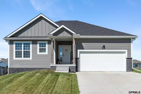18910 Fir St, Gretna, NE 68028