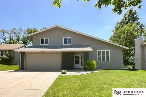 807 Buckboard Blvd, Papillion, NE 68046