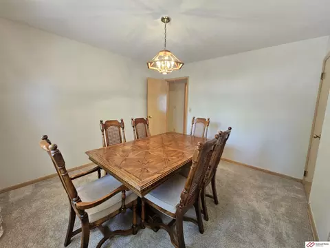 Dining - 1509 N 15th St, Beatrice, NE 68310 photo 2 of 2
