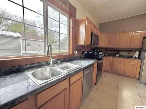 Kitchen - 520 E Hawthorne St, Minden, NE 68959 photo 3 of 6