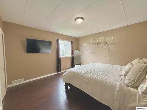 Bedroom - 520 E Hawthorne St, Minden, NE 68959 photo 1 of 9