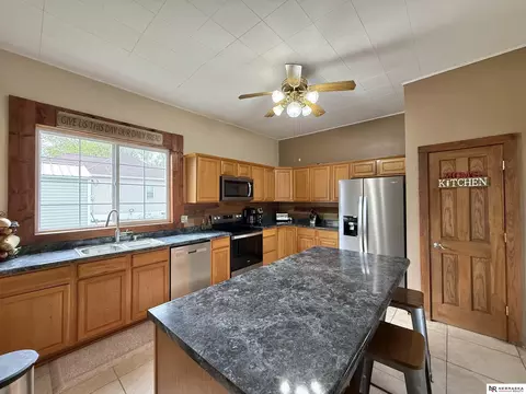 Kitchen - 520 E Hawthorne St, Minden, NE 68959 photo 2 of 6