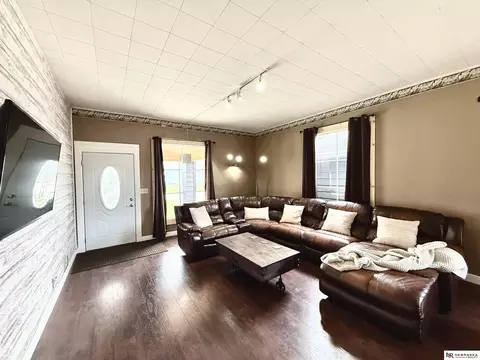 Living - 520 E Hawthorne St, Minden, NE 68959 photo 3 of 6