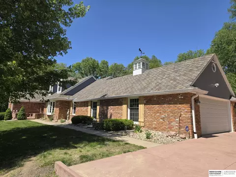 1924 W 8th Ave, Plattsmouth, NE 68048