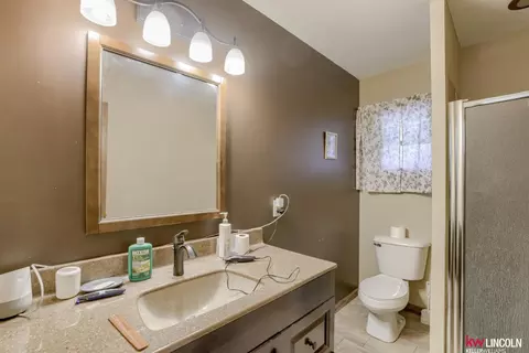 Bath - 307 S Way Ave, Sutton, NE 68979 photo 1 of 3