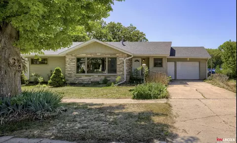 307 S Way Ave, Sutton, NE 68979