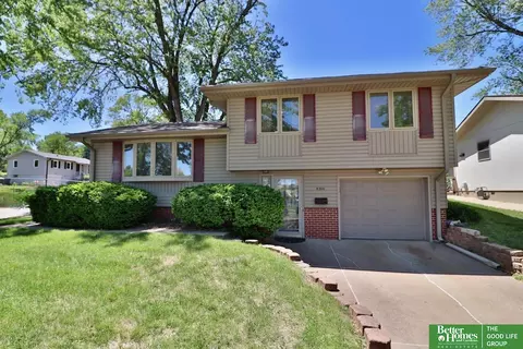 4306 N 91st St, Omaha, NE 68134
