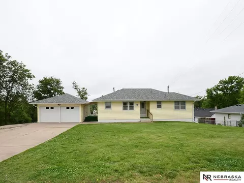 3511 G St, Omaha, NE 68107