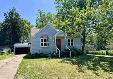3307 Smith St, Lincoln, NE 68506