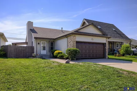 2207 SW 19th St, Lincoln, NE 68522