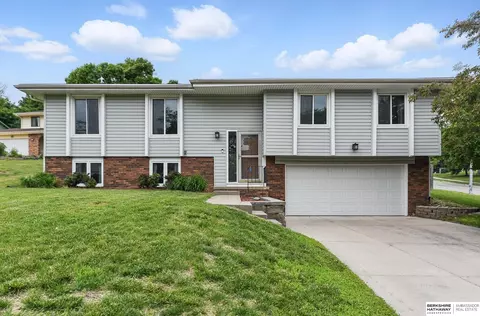 2908 S 160th Cir, Omaha, NE 68130