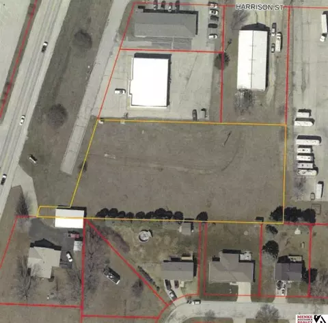 605 Pioneer Ave, Oakland, IA 51560