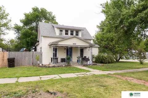 555 W 6th St, York, NE 68467