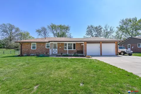6 Beckman Cir, Malcolm, NE 68402