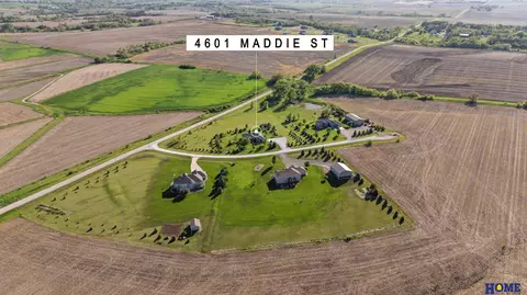 4601 Maddie St, Lincoln, NE 68527