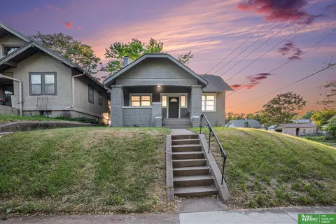 2554 N 48 Ave, Omaha, NE 68104