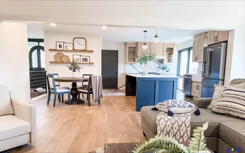 2115 Heritage Pines Ct, Lincoln, NE 68506