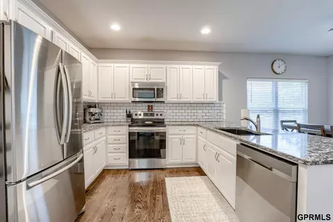 230 Locust St, Springfield, NE 68059 photo 13