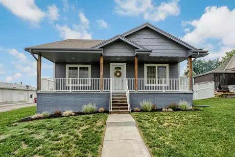 230 Locust St, Springfield, NE 68059