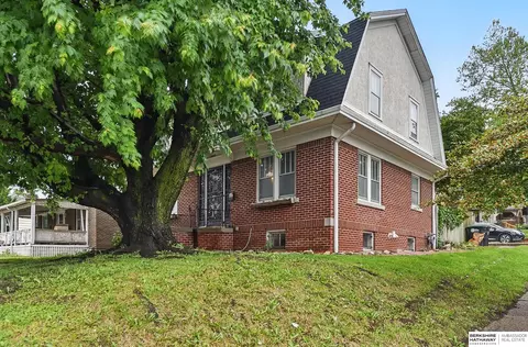 6920 N 30th St, Omaha, NE 68112
