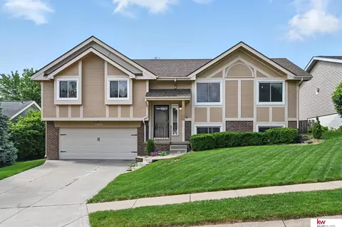 12231 Binney St, Omaha, NE 68164