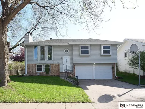 6115 S 115th St, Omaha, NE 68137