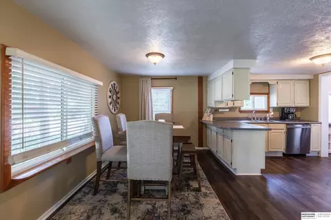 Dining - 605 2nd St, Waterloo, NE 68069 photo 1 of 2