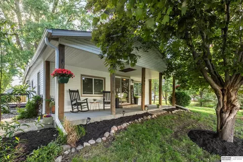 605 2nd St, Waterloo, NE 68069