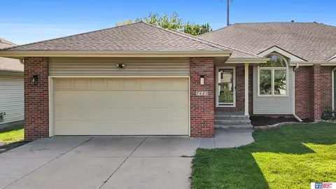 7425 S 28th St, Lincoln, NE 68516