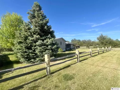 606 E 7th St, Valentine, NE 69201 photo 3