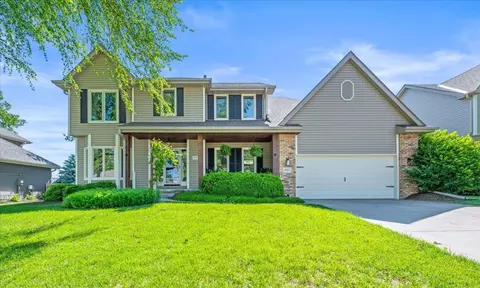5517 S 174th Ave, Omaha, NE 68135