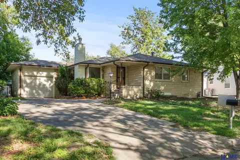 700 S 51st St, Lincoln, NE 68510