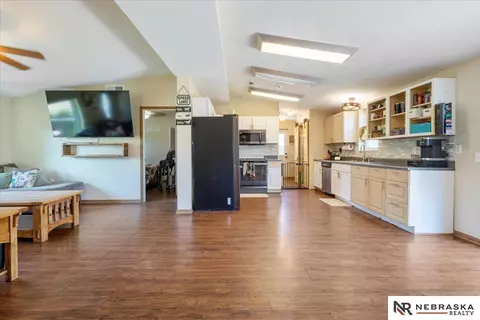 210 4th St, Ithaca, NE 68033 photo 2