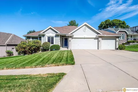 17238 Woolworth Ave, Omaha, NE 68130