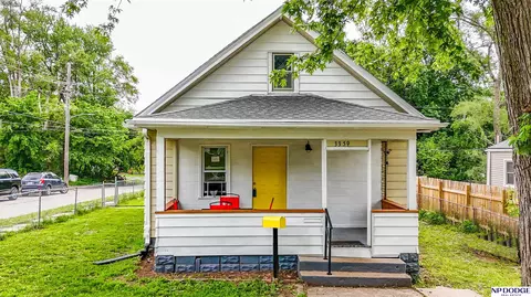 3359 N 41st St, Omaha, NE 68111