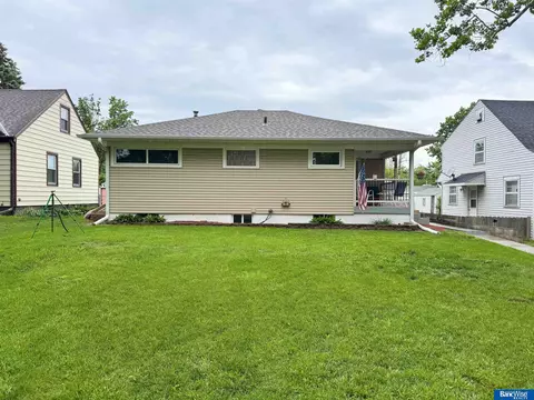 3017 N 60 St, Lincoln, NE 68505