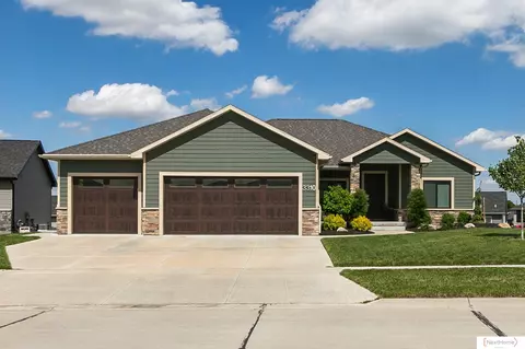 3310 N 92 St, Lincoln, NE 68507