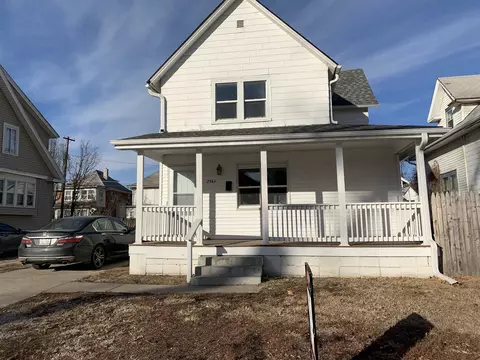 2564 Ames Ave, Omaha, NE 68111