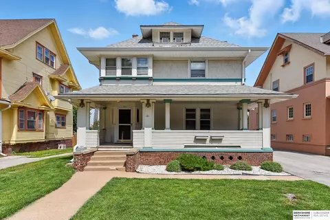 121 N 38th Ave, Omaha, NE 68131