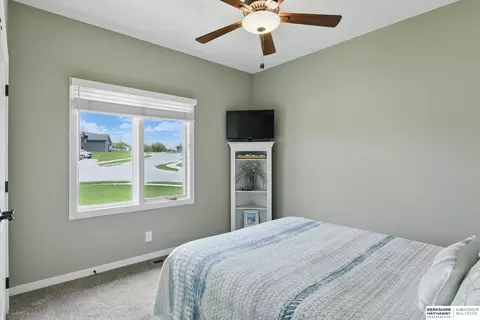 235 N 10th Ave, Springfield, NE 68059 photo 29