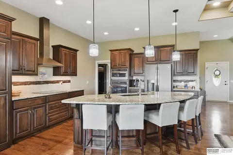 235 N 10th Ave, Springfield, NE 68059 photo 3